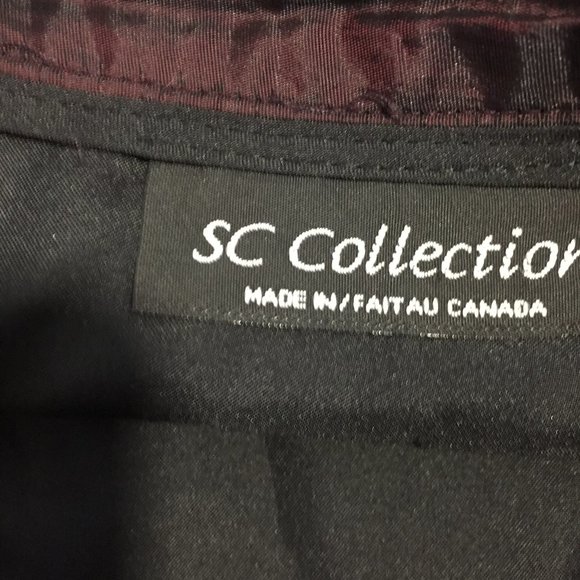 SC Collection Size M-L Burgundy Skirt - Picture 3 of 7